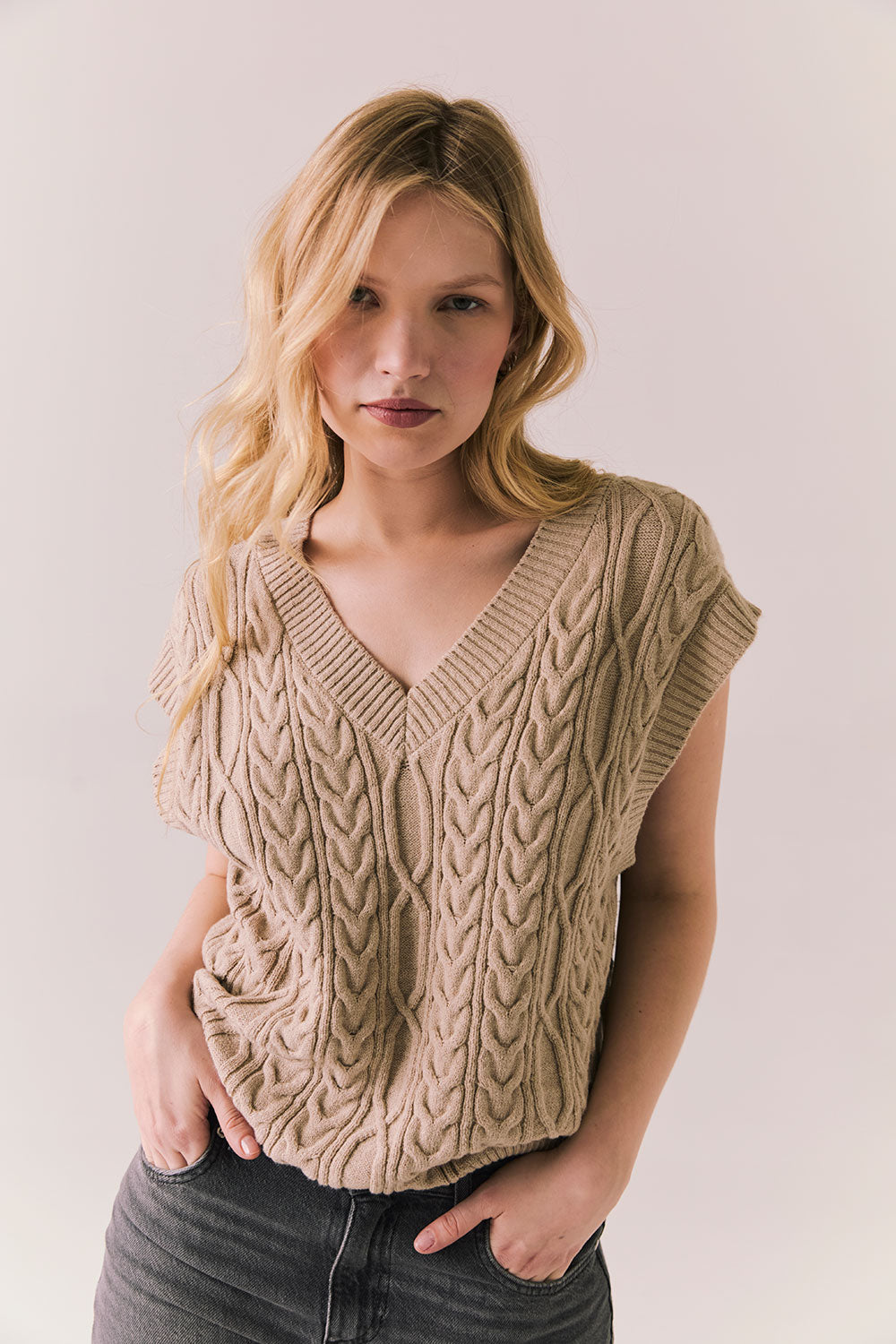 Gaya Heather Oatmeal Sweater Vest Womens chaserbrand