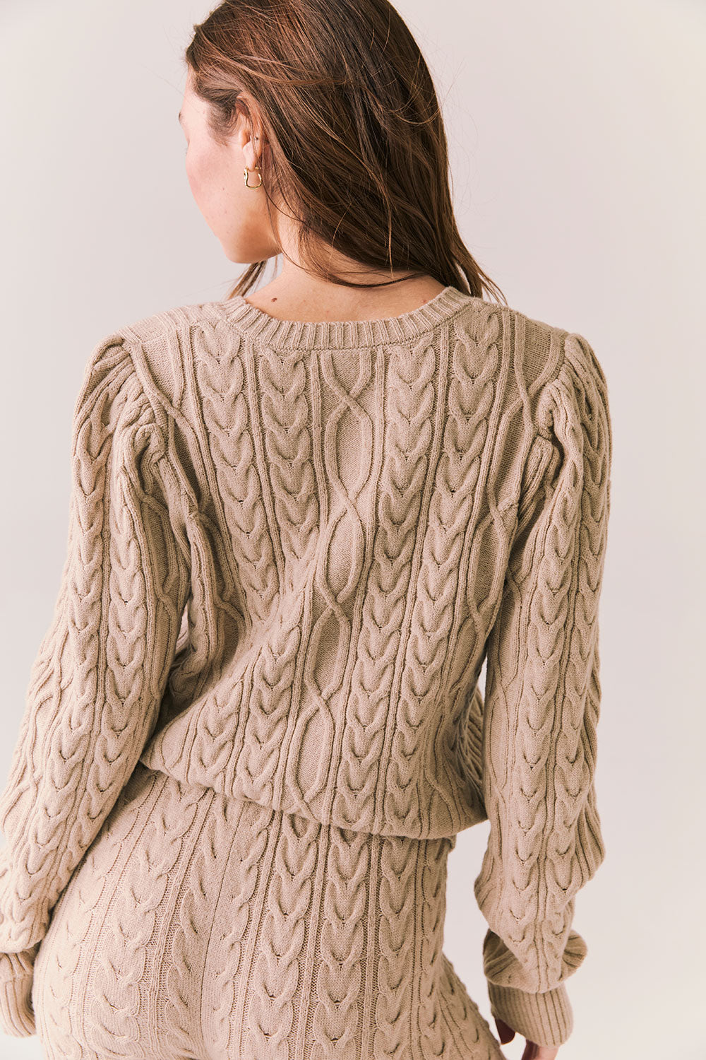 Annira Heather Oatmeal Sweater Womens chaserbrand