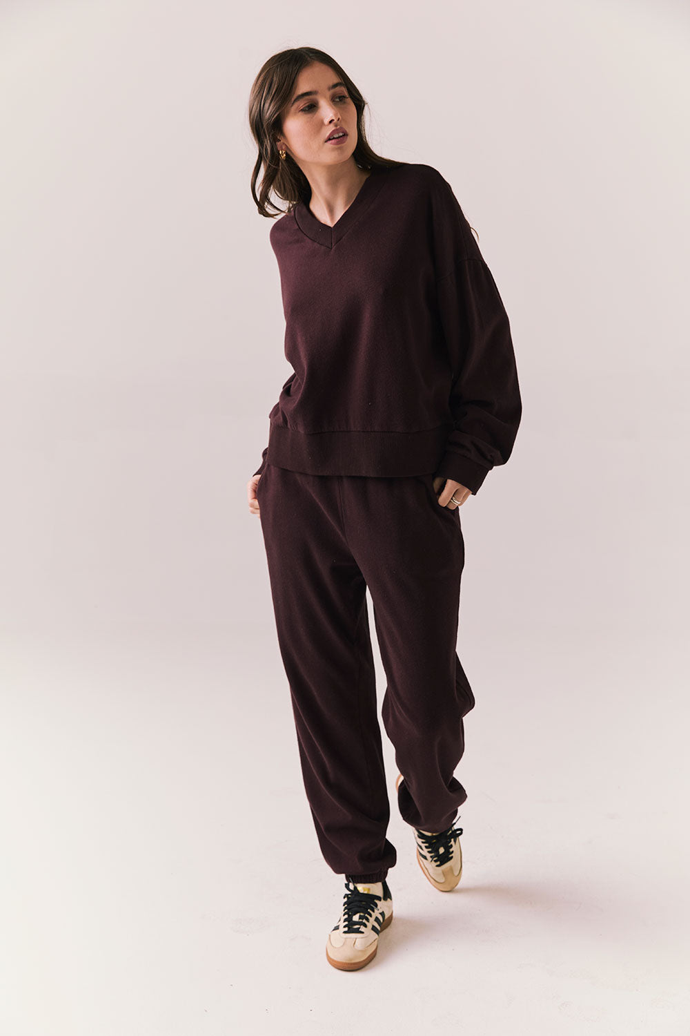 Florie Espresso Pullover Womens chaserbrand