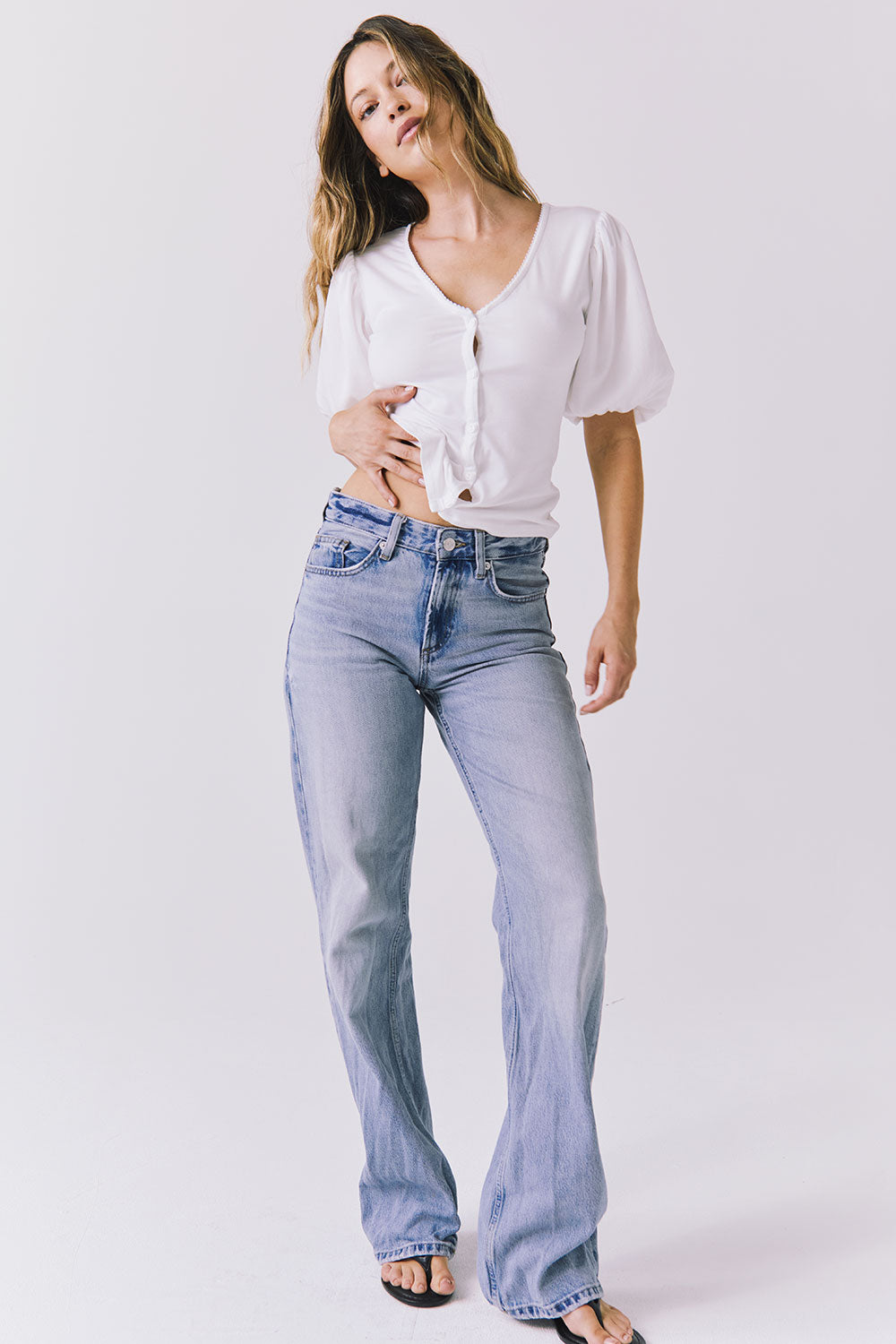Womens Abbie White Blouse chaserbrand