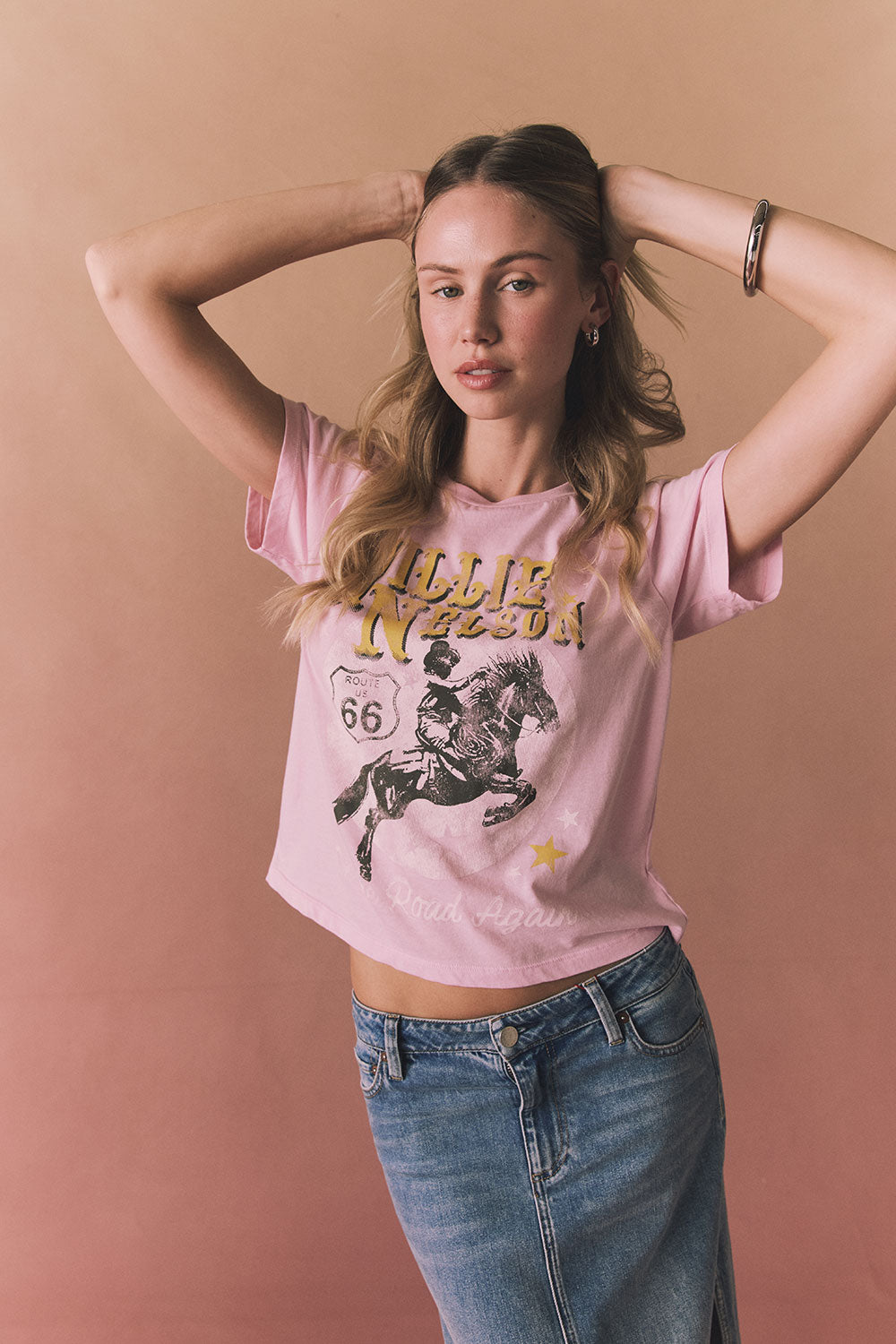 Willie Nelson Retro Logo Tee Womens chaserbrand