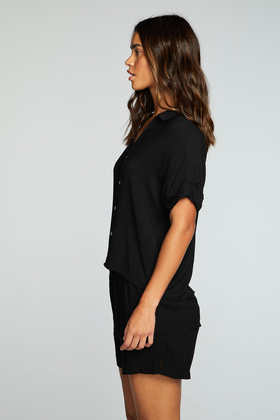 Heirloom Wovens Button Down Roll Sleeve Work Shirt WOMENS chaserbrand