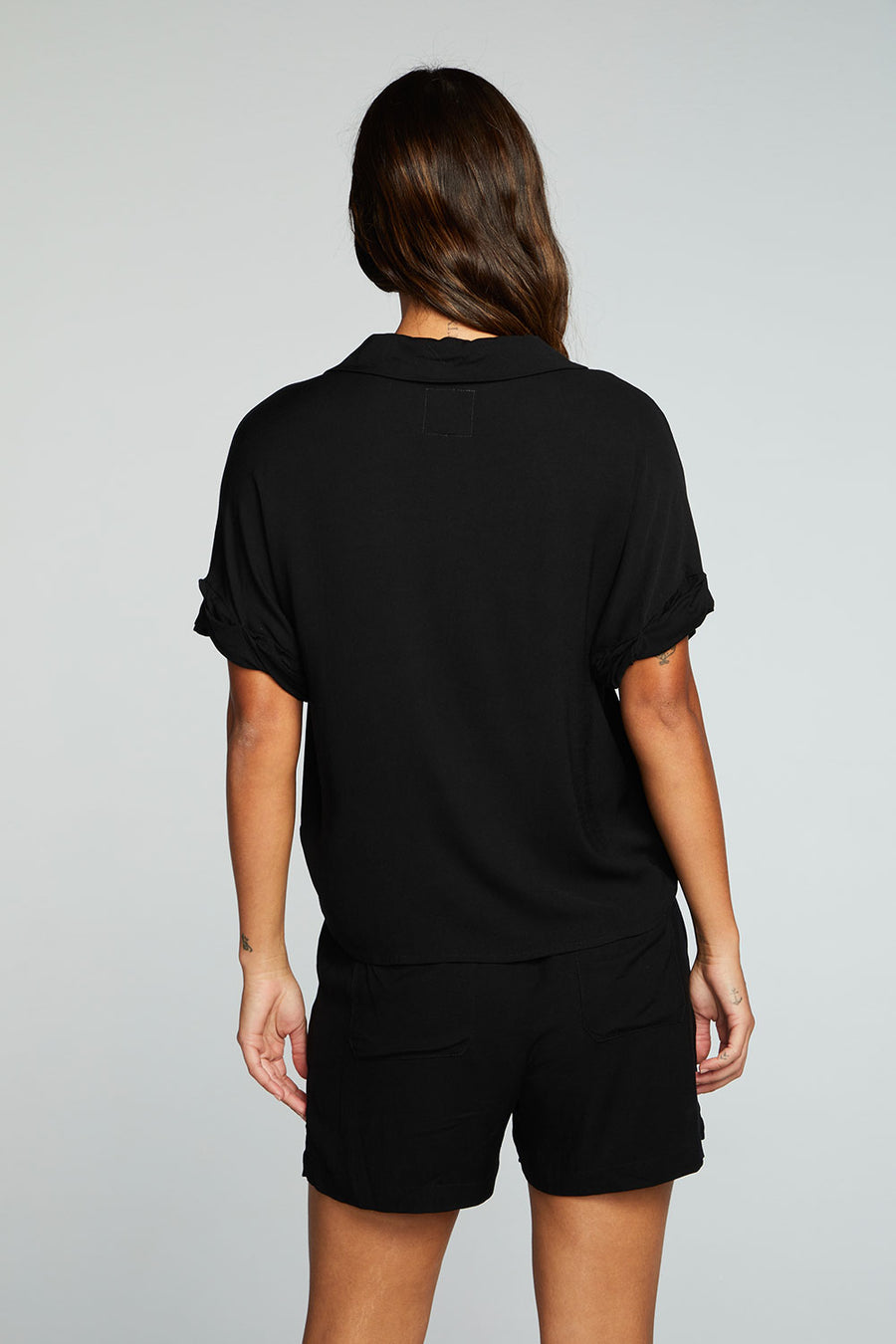 Heirloom Wovens Button Down Roll Sleeve Work Shirt WOMENS chaserbrand