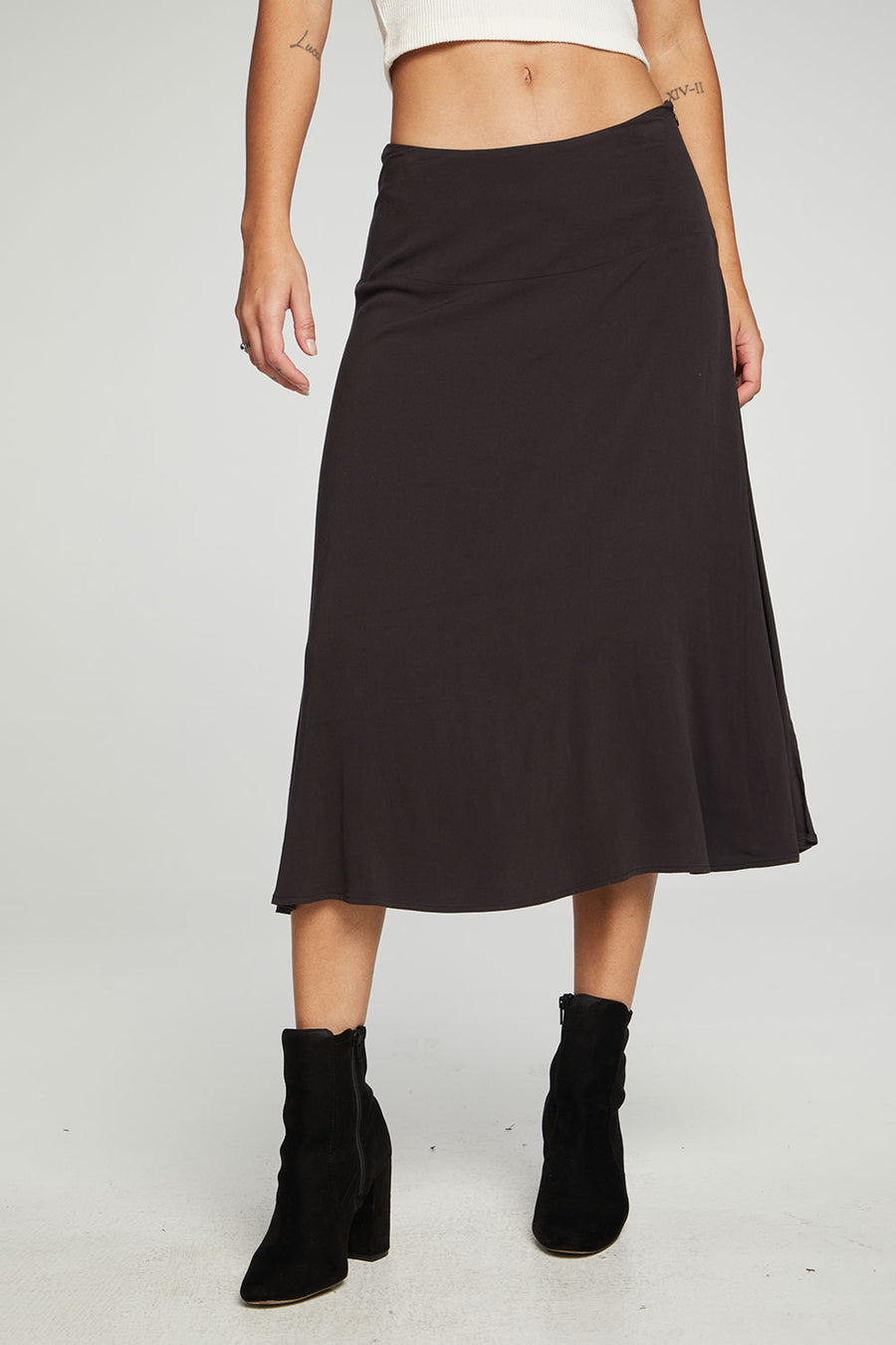 Flouncy Side Slit Midi Skirt WOMENS chaserbrand