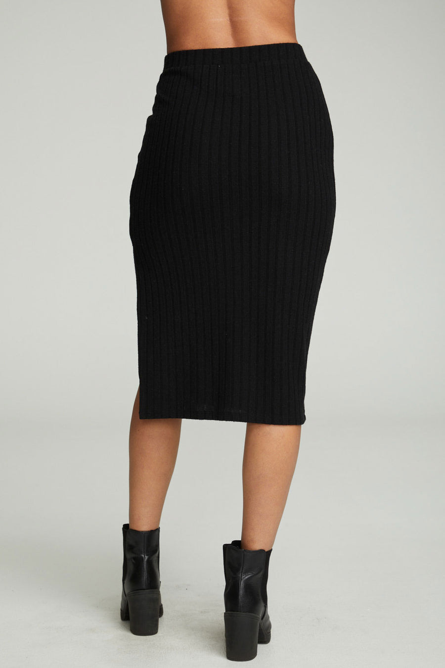 Pencil Skirt With Side Slit WOMENS chaserbrand