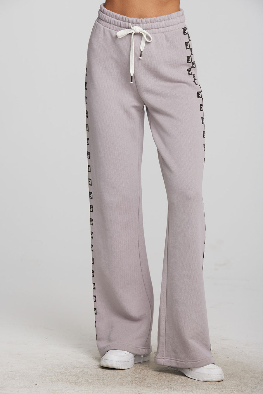 Checkered Yin Yang Hearts Womens chaserbrand