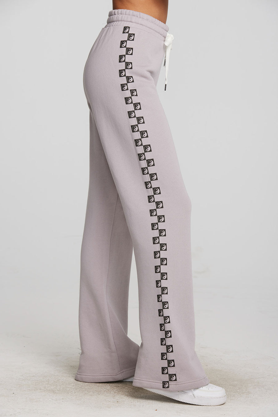 Checkered Yin Yang Hearts Womens chaserbrand