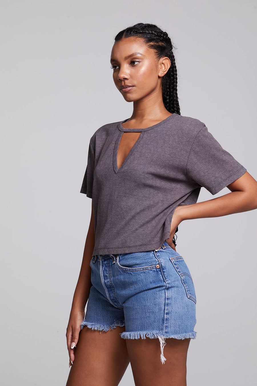 Servino True Black Tee WOMENS chaserbrand