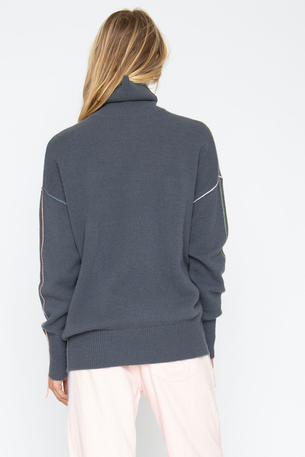 Turtle Sweater - Charbon Womens chaserbrand