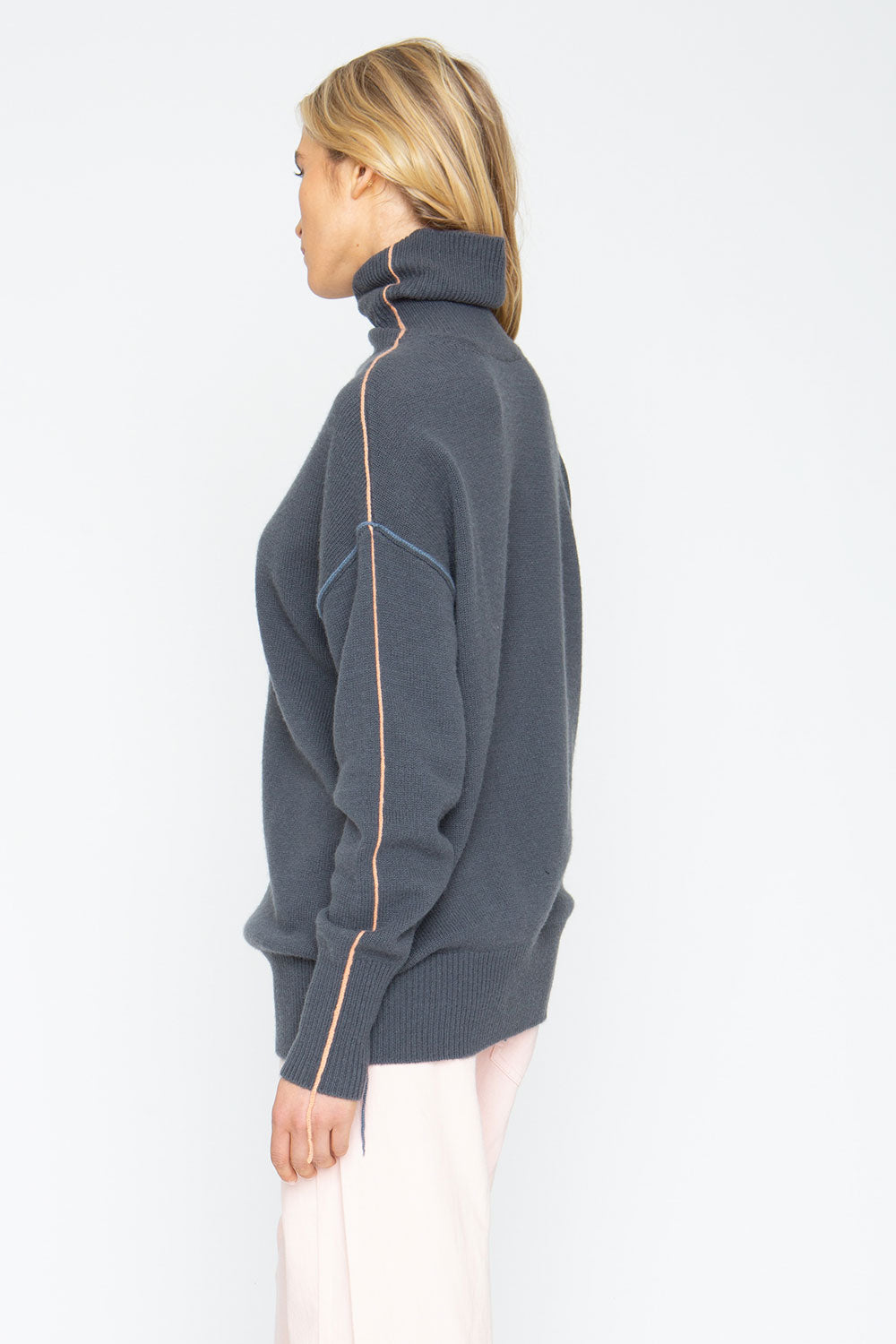Turtle Sweater - Charbon Womens chaserbrand