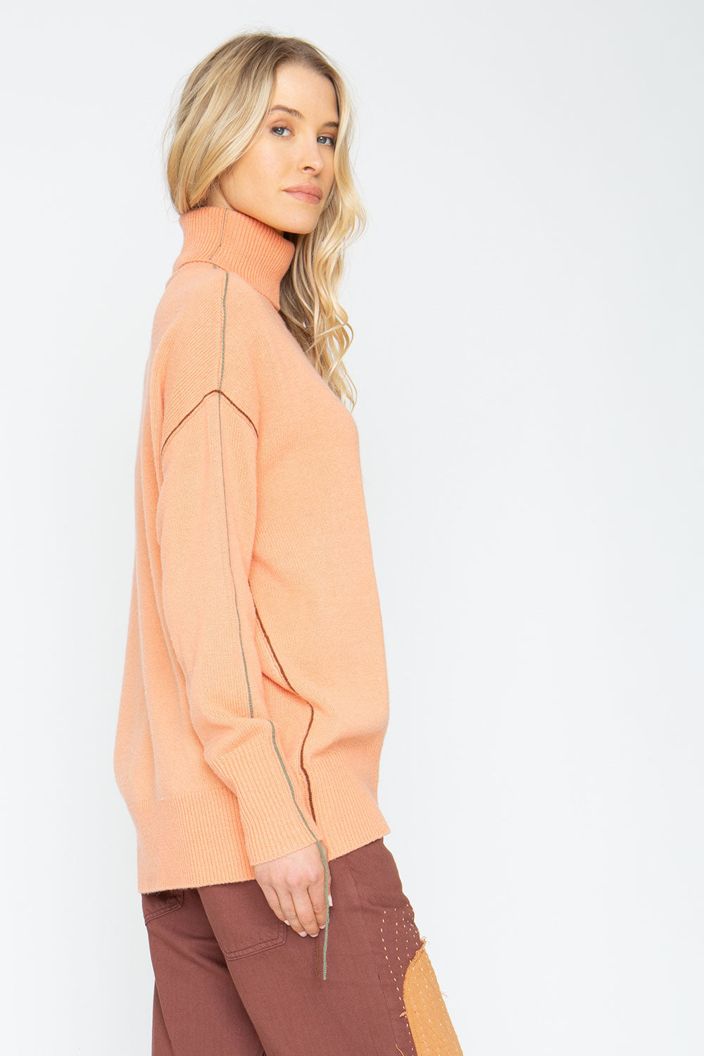 Turtle Sweater - Persimon Womens chaserbrand